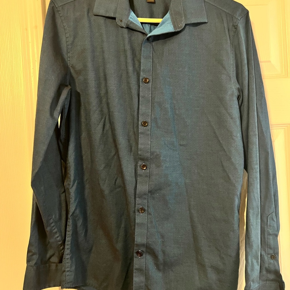 Blue dress shirt